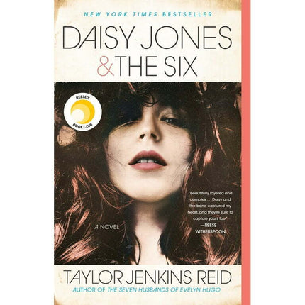 Daisy Jones & The Six : A Novel (Paperback)