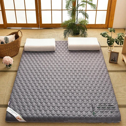 QUEEN SIZE 2.5 Inches Thick Quality Grey Memory Foam Mattress or Topper