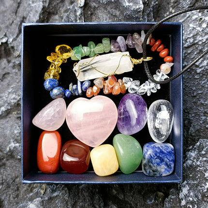 Tcwhniev Healing Crystals Set with Gift Box Pendant and Bracelet Crystals and Gemstones Healing Set for Beginners Natural Chakra Stones Set